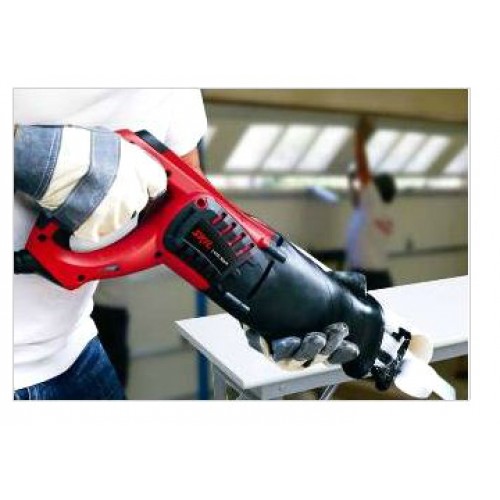Máy cưa kiếm Skil 4960